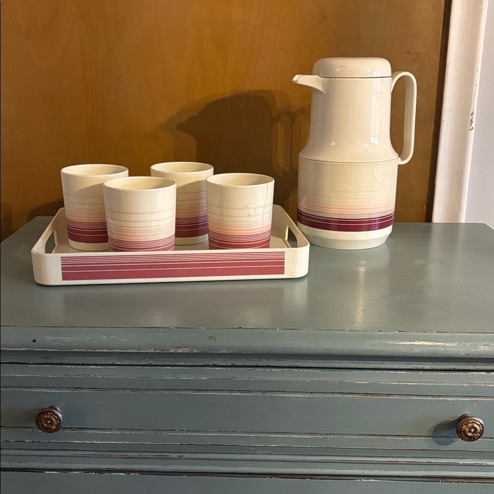 Vintage Striped Pink and White Drinkware Set